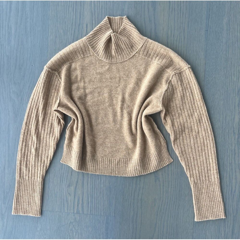 Free People 100% Cashmere Tan Sweater Size XS‎